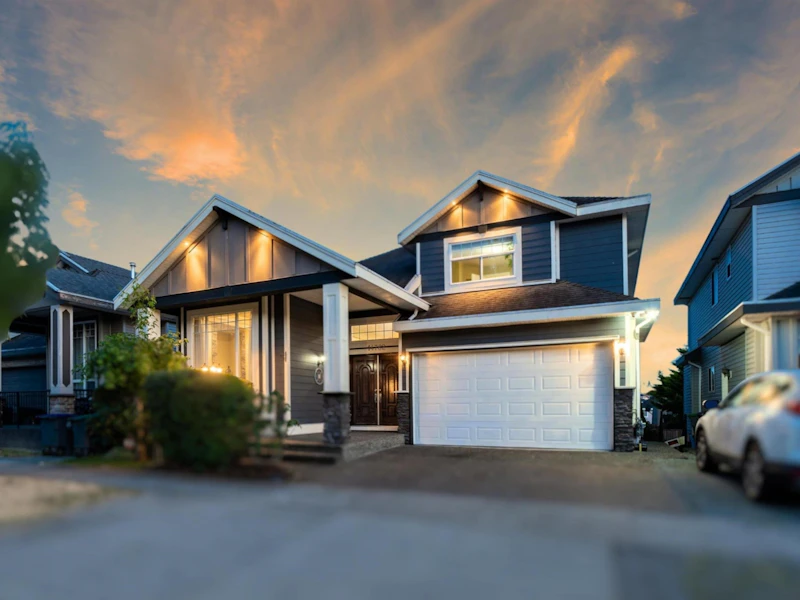 14762 67b Avenue, Surrey BC V3S 4P9