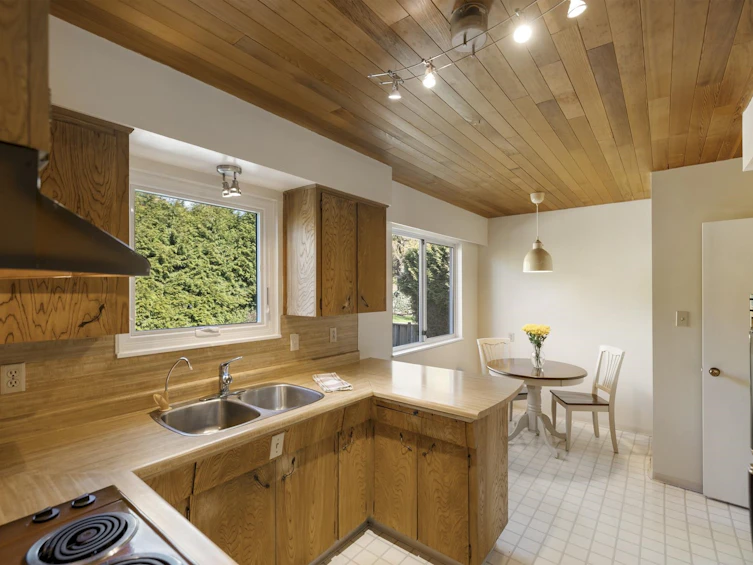 2932 Brixham Road, North Vancouver, BC, V7H 1C4 - 14