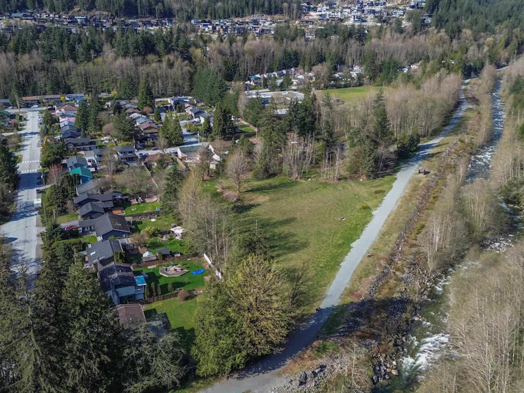 2041 Spruce Drive, Squamish, BC, V8B 0W8 - 6