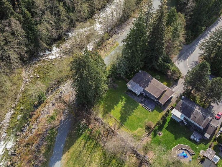 2041 Spruce Drive, Squamish, BC, V8B 0W8 - 7
