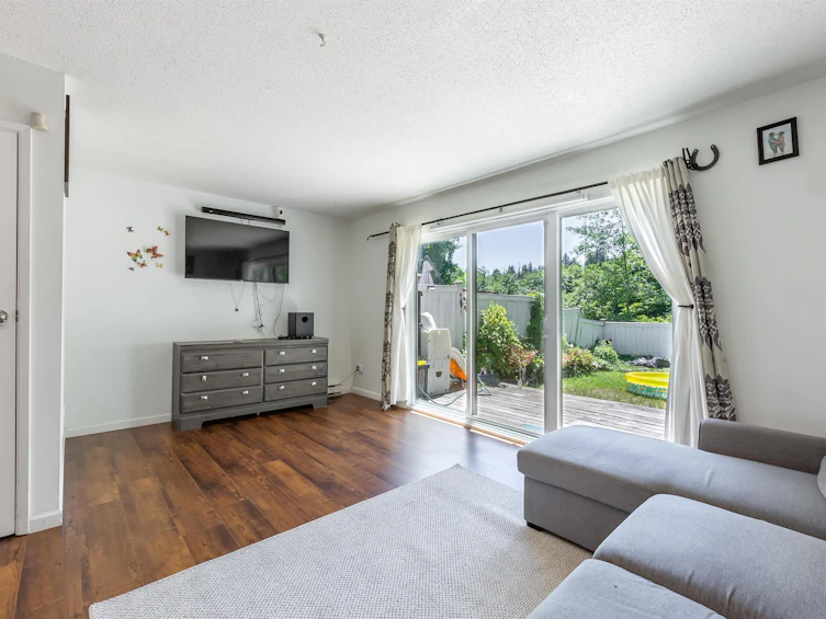 5123 203 Street, Langley, BC, V3A 1V6 - 4