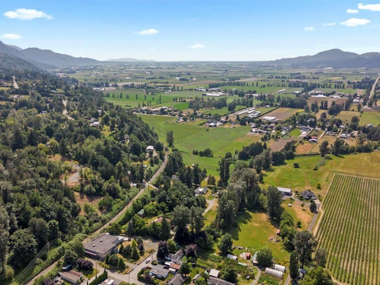 42215 Majuba Hill Road, Chilliwack, BC, V2R 5H2 - 22