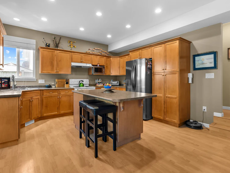 65887 Park Avenue, Hope, BC, V0X 1L1 - 9