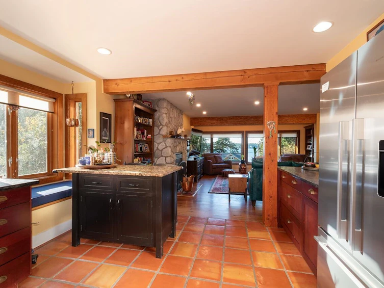 1743 Bowen Bay Road, Bowen Island, BC, V0N 1G2 - 11
