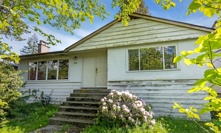 515 W 24th Street