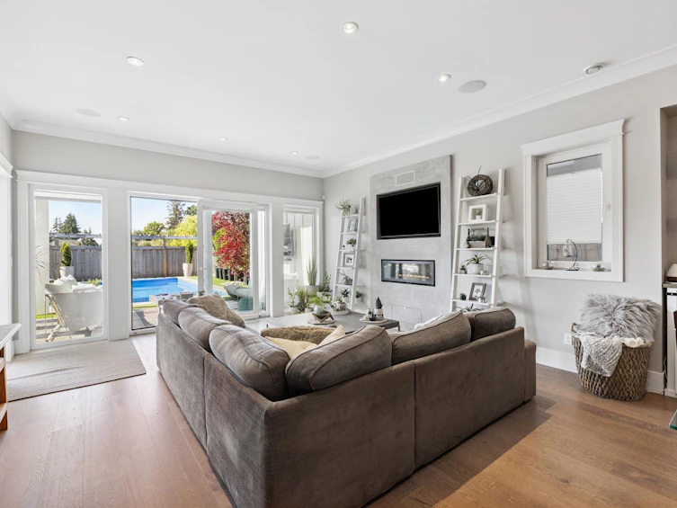 5536 52 Avenue, Delta, BC, V4K 2C5 - 3