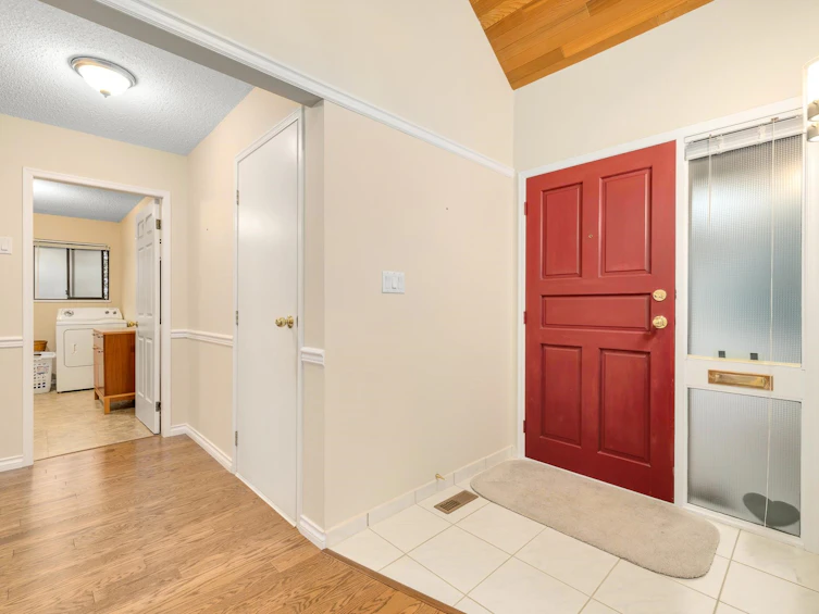 1923 141a Street, Surrey, BC, V4A 7R4 - 23