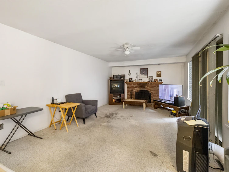 10693 127a Street, Surrey, BC, V3V 5L7 - 11