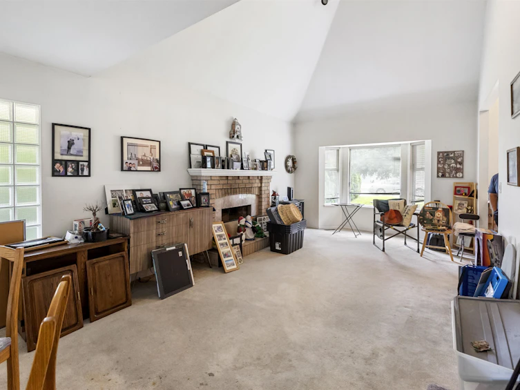 10693 127a Street, Surrey, BC, V3V 5L7 - 10