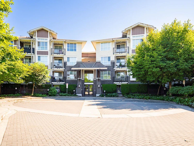 409 - 5788 Sidley Street, Burnaby BC V5J 0E4