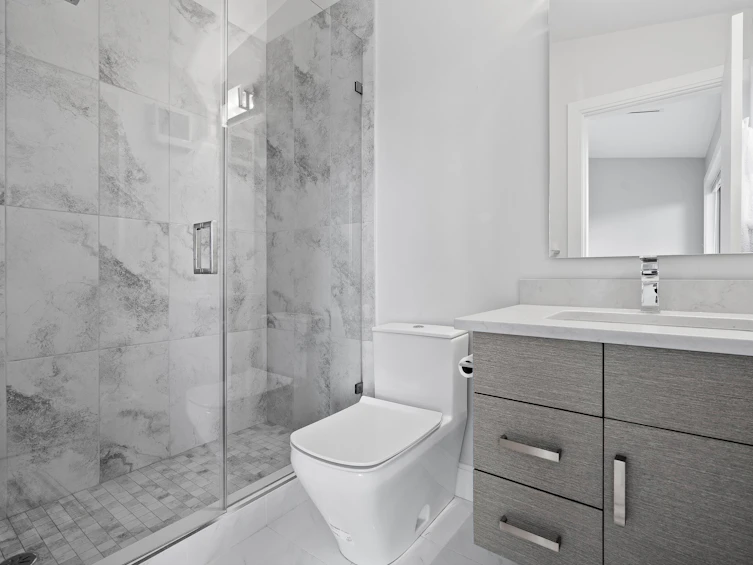 503 Crestwood Avenue, North Vancouver, BC, V7N 3C4 - 34