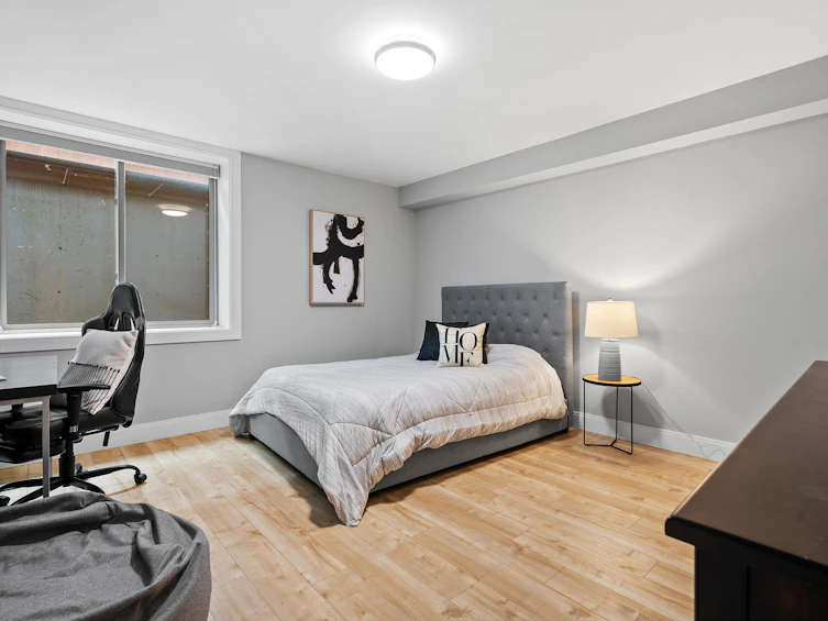 503 Crestwood Avenue, North Vancouver, BC, V7N 3C4 - 32