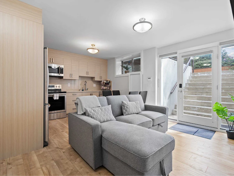 503 Crestwood Avenue, North Vancouver, BC, V7N 3C4 - 37
