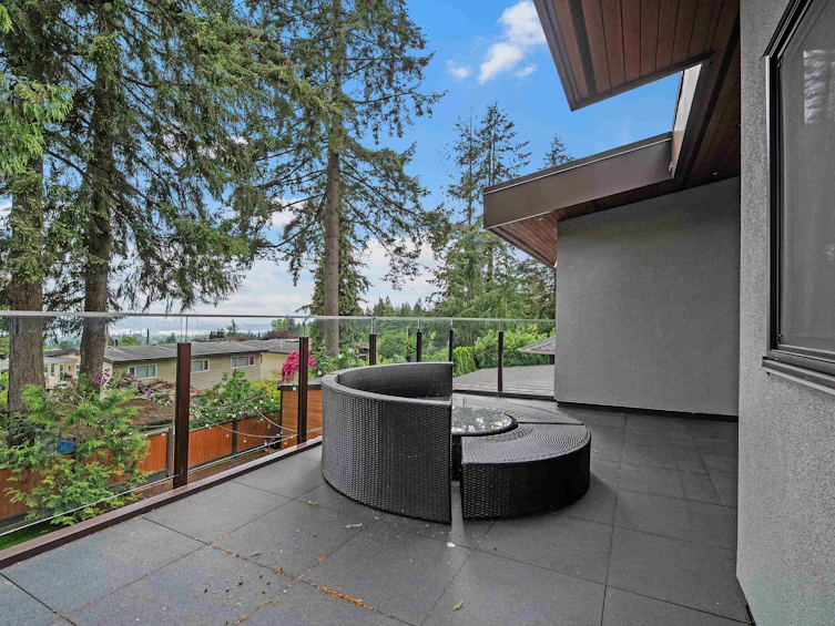 503 Crestwood Avenue, North Vancouver, BC, V7N 3C4 - 31