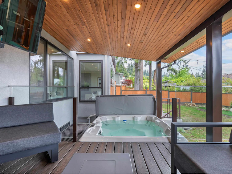 503 Crestwood Avenue, North Vancouver, BC, V7N 3C4 - 11