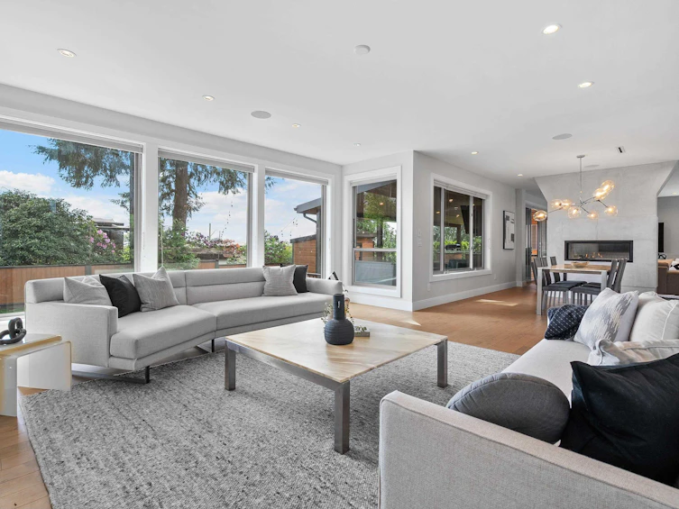 503 Crestwood Avenue, North Vancouver, BC, V7N 3C4 - 4