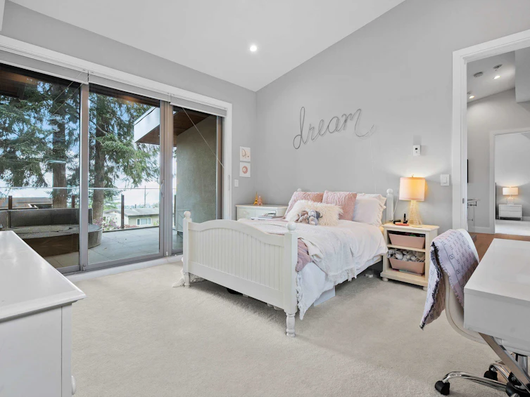 503 Crestwood Avenue, North Vancouver, BC, V7N 3C4 - 30