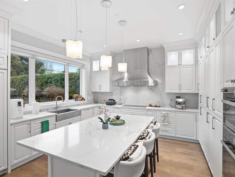 2756 W 38th Avenue, Vancouver, BC, V6N 2W9 - 5