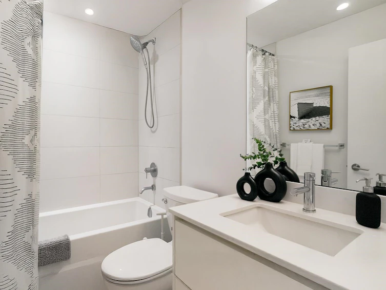 3161 Quebec Street, Vancouver, BC, V5T 3B3 - 14