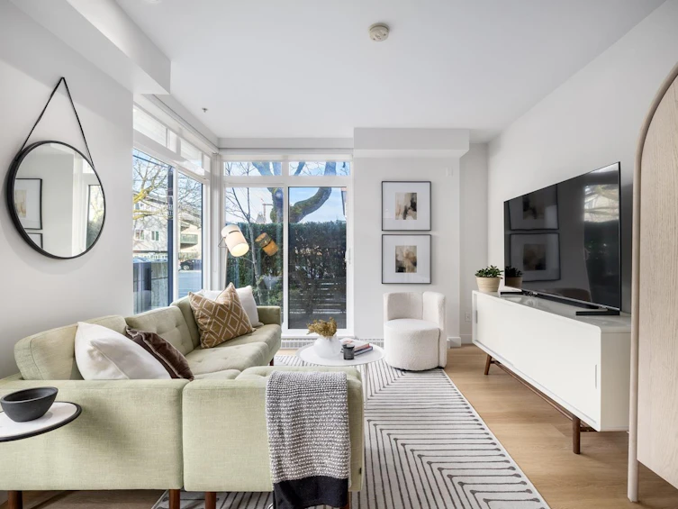 3161 Quebec Street, Vancouver, BC, V5T 3B3 - 2