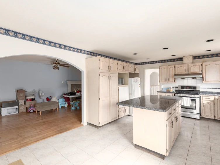 4685 Smith Avenue, Burnaby, BC, V5G 2V9 - 10