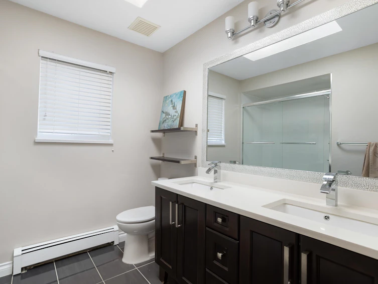 6704 123a Street, Surrey, BC, V3W 0Z1 - 33