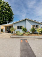 1 8078 King George Boulevard