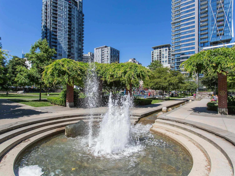 TH1237 Richards Street, Vancouver, BC, V6B 3G3 - 30