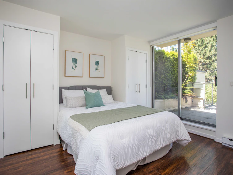 TH1237 Richards Street, Vancouver, BC, V6B 3G3 - 17