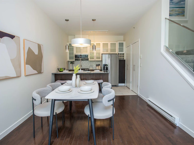 TH1237 Richards Street, Vancouver, BC, V6B 3G3 - 7