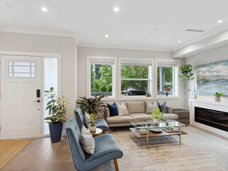 1369 E 13th Avenue, Vancouver, BC, V5N 2B5 - 2