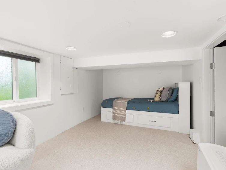 3092 Allan Road, North Vancouver, BC, V7J 3C4 - 33
