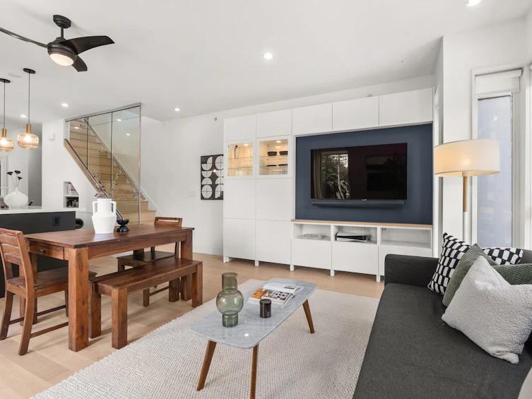 621 Victoria Drive, Vancouver, BC, V5L 0C3 - 8