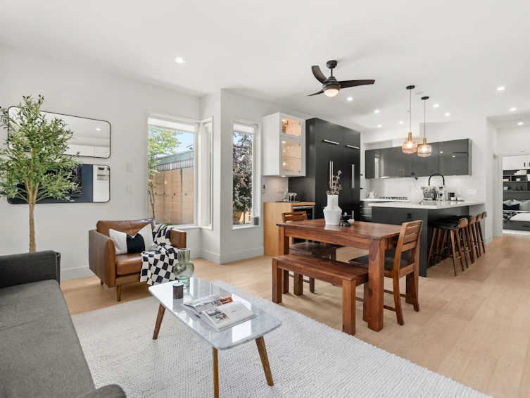 621 Victoria Drive, Vancouver, BC, V5L 0C3 - 9