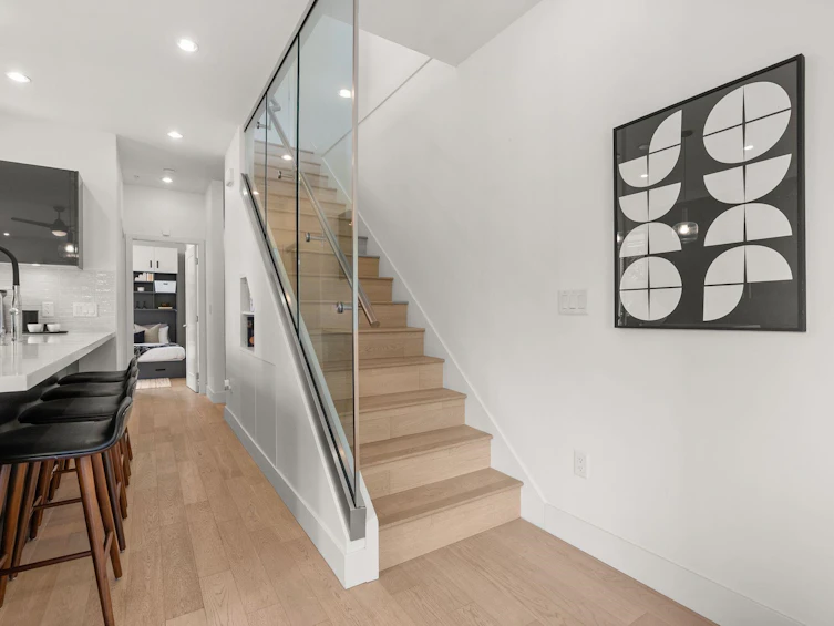 621 Victoria Drive, Vancouver, BC, V5L 0C3 - 22