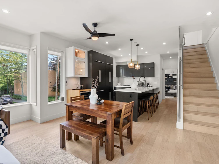 621 Victoria Drive, Vancouver, BC, V5L 0C3 - 12