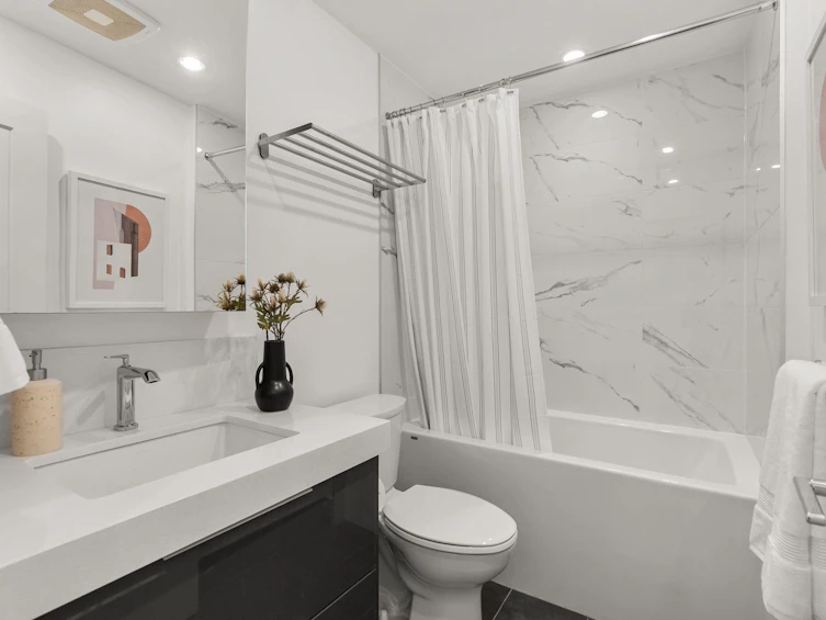 621 Victoria Drive, Vancouver, BC, V5L 0C3 - 21