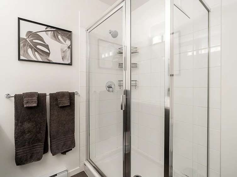 100-15340 Guildford Drive, Surrey, BC, V3R 0C9 - 23