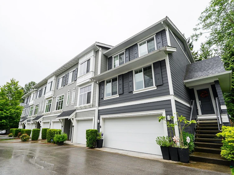 100-15340 Guildford Drive, Surrey, BC, V3R 0C9 - 2