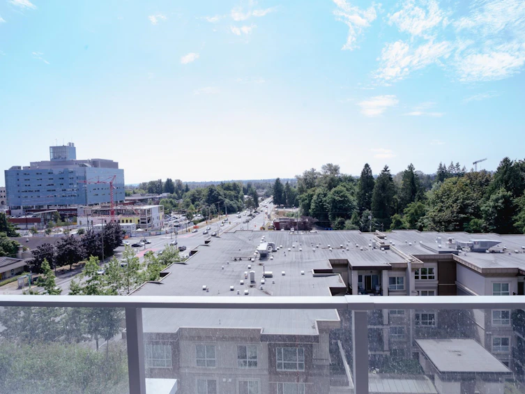 701-9675 King George Boulevard, Surrey, BC, V3T 0T7 - 11