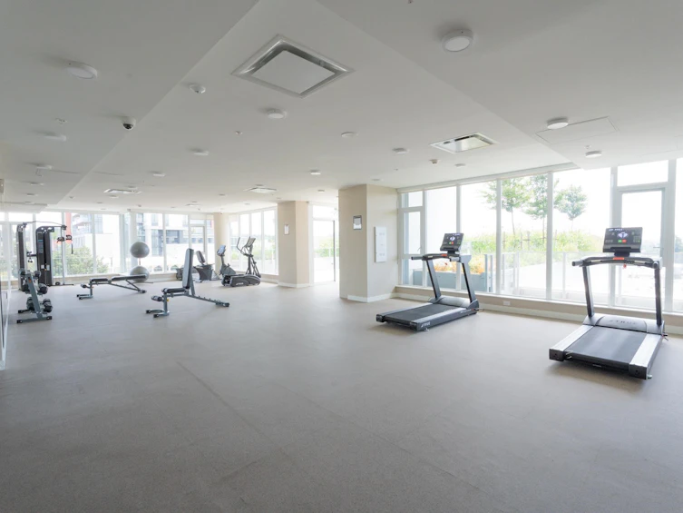 701-9675 King George Boulevard, Surrey, BC, V3T 0T7 - 13