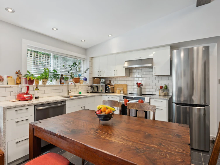 3434 St. Georges Avenue, North Vancouver, BC, V7N 1V8 - 28