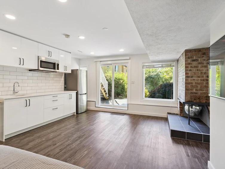 3434 St. Georges Avenue, North Vancouver, BC, V7N 1V8 - 23