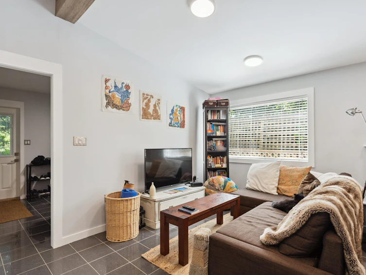 3434 St. Georges Avenue, North Vancouver, BC, V7N 1V8 - 31