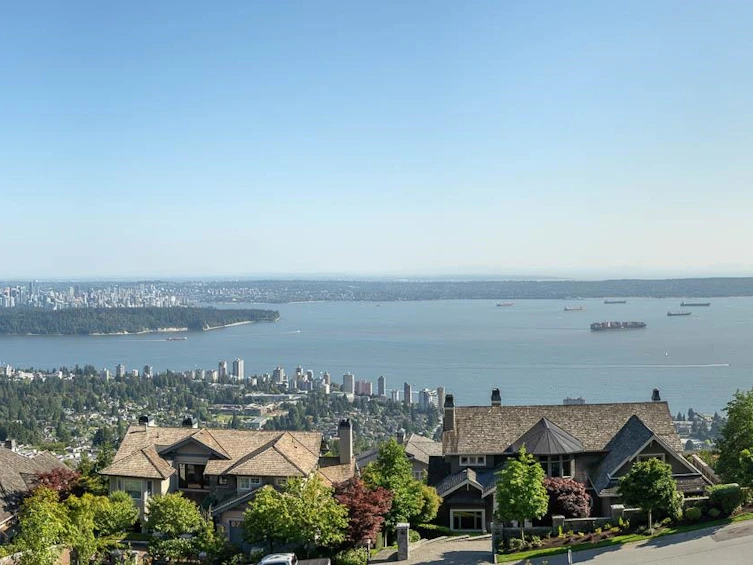 2743 Willoughby Road, West Vancouver, BC, V7S 3K3 - 2