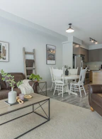 206 6440 194th Street