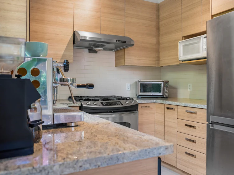 121-9399 Odlin Road, Richmond, BC, V6X 0J6 - 7