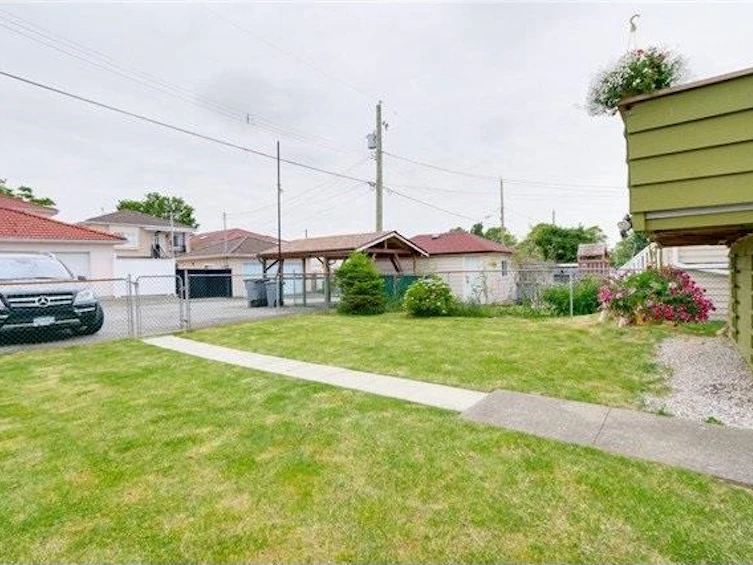 1942 E 49th Avenue, Vancouver, BC, V5P 1T3 - 24