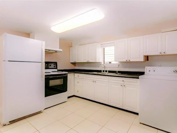 1942 E 49th Avenue, Vancouver, BC, V5P 1T3 - 13