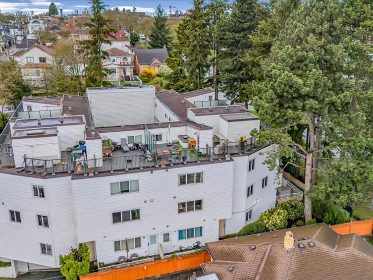 217-2910 E Pender Street, Vancouver, BC, V5K 2C3 - 25